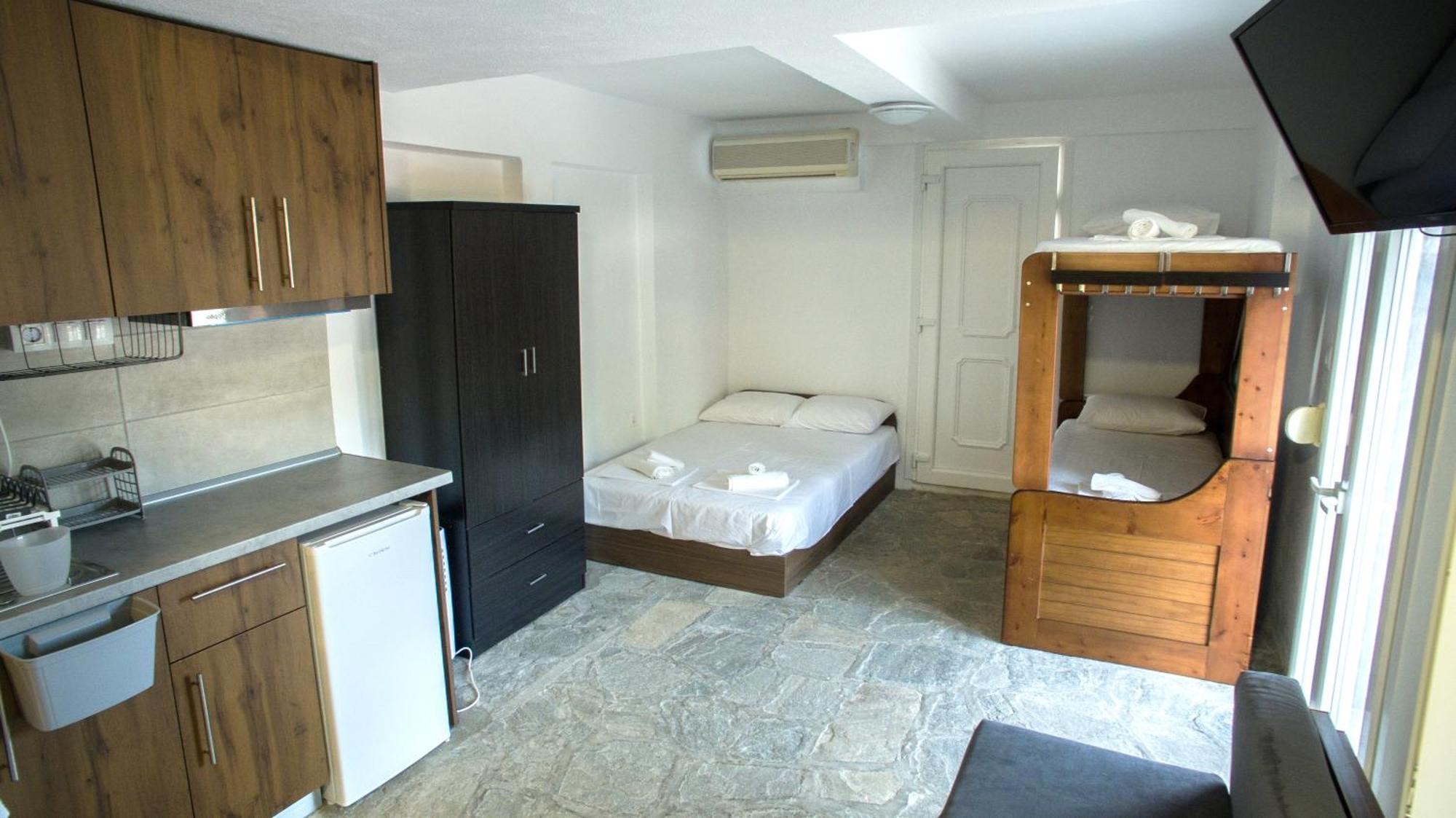 Stavros Lay In Aparthotel Ano Stavros Exterior photo